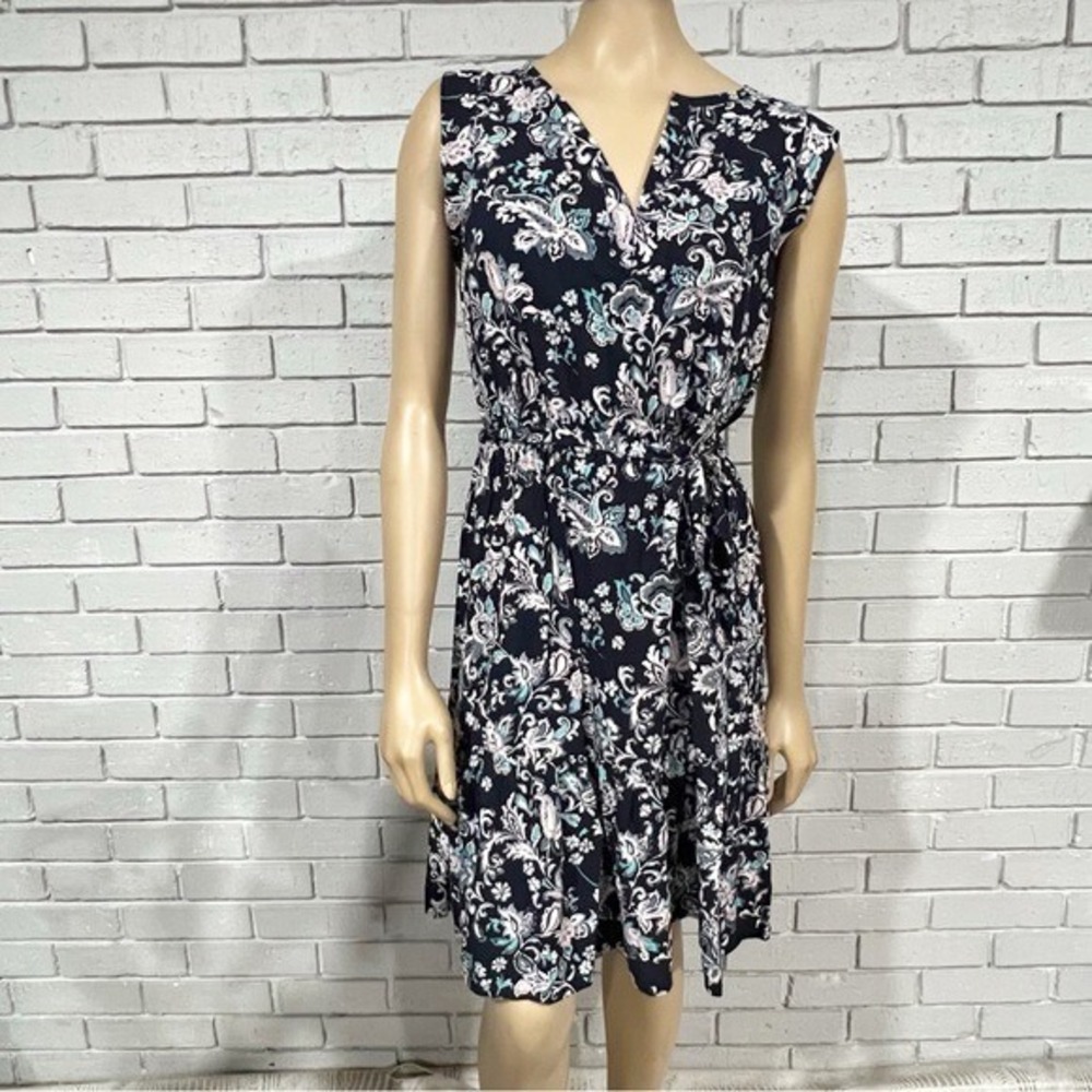 LOFT‎ Women's Floral Paisley Sleeveless V-neck Fit & Flare Dress - Size Small